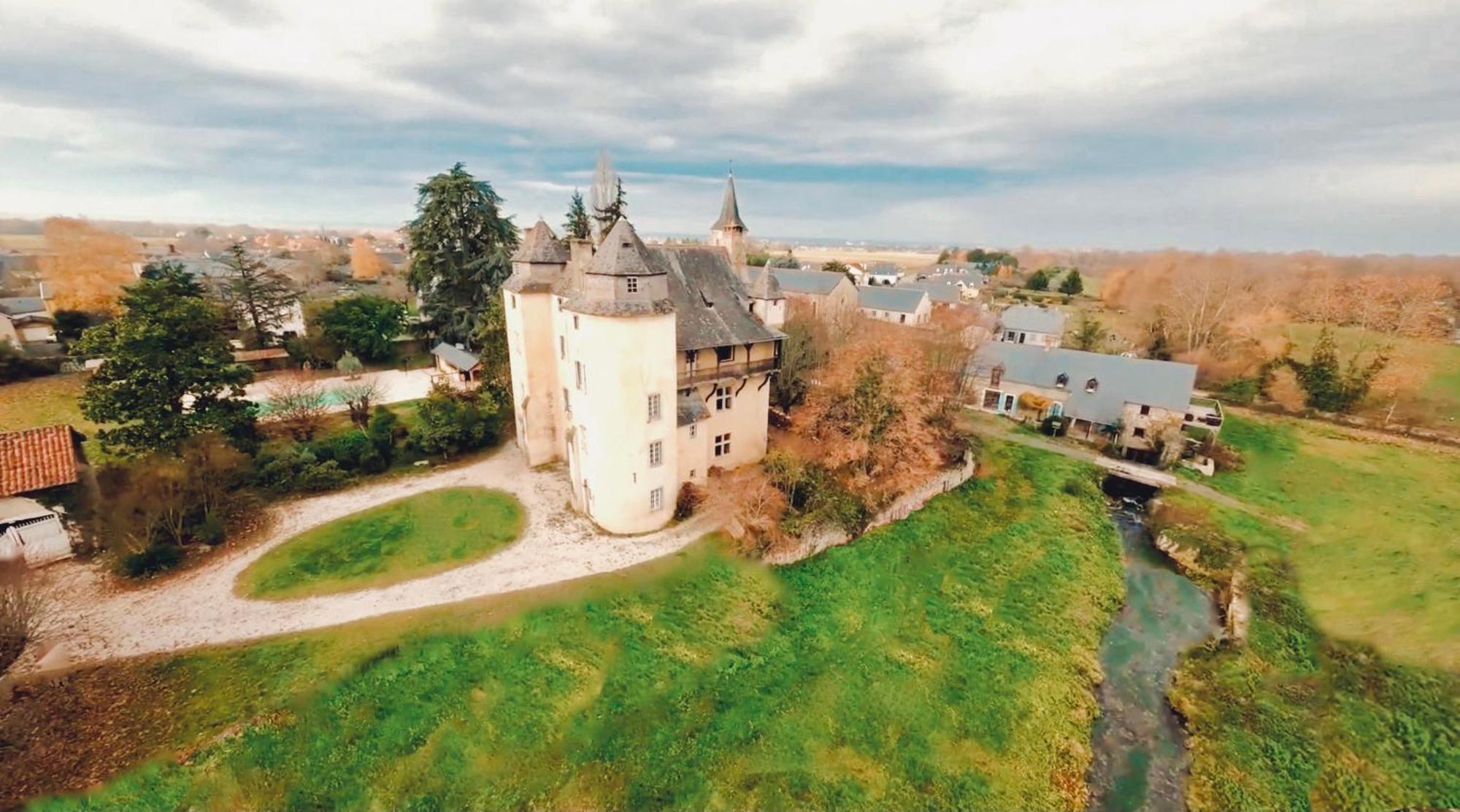 Le Moulin Du Chateau De Horgues Ngoại thất bức ảnh